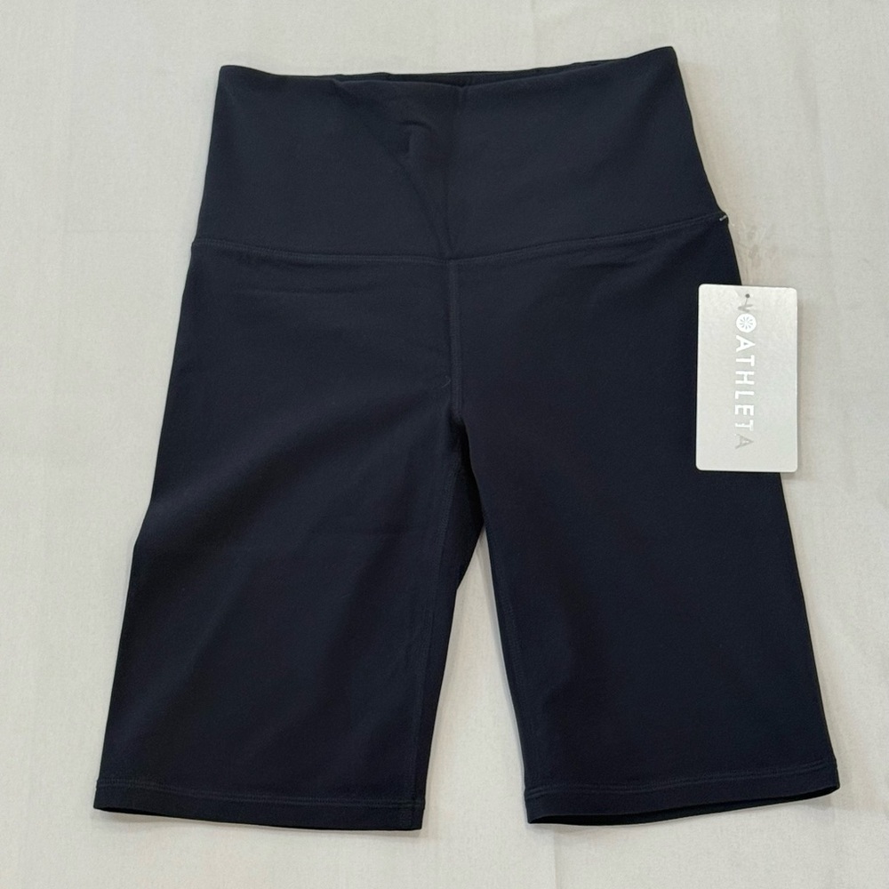 Athleta ultra high rise elation 9" short navy blue size XS New